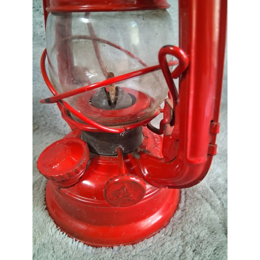 Vtg Winged Wheel No 350 Red Kerosene Lantern Japan Hurricane Lamp Lightly Used